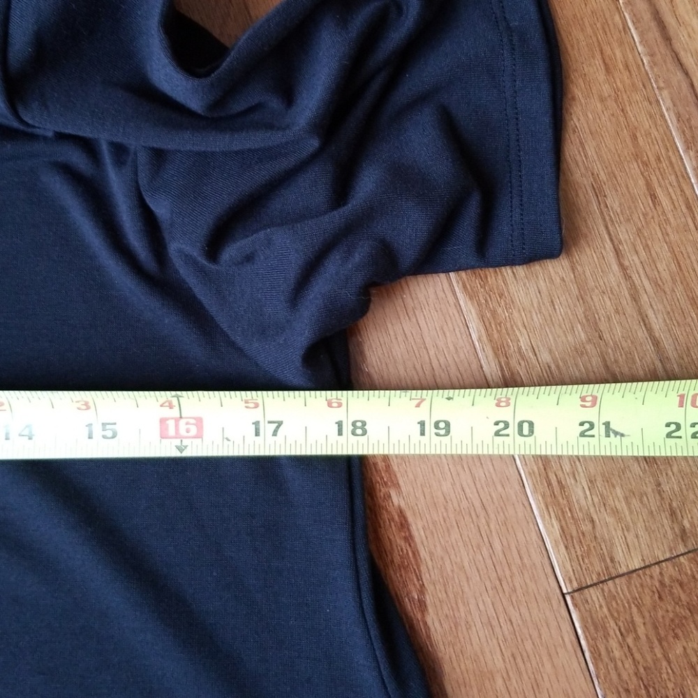 Lularoe Perfect T - Picture 3 of 4